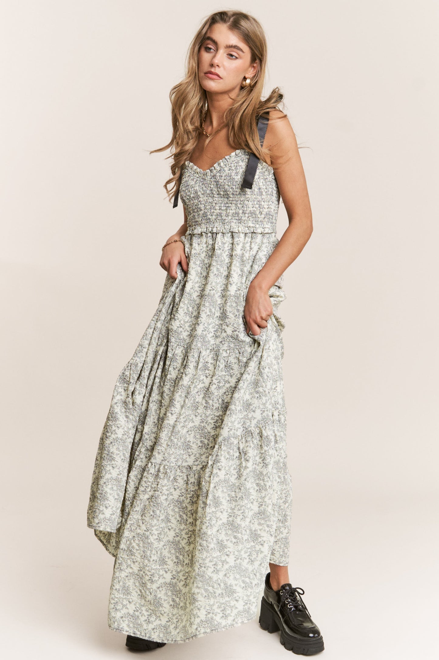 Exquisite Marvel Dress (Floral Black)