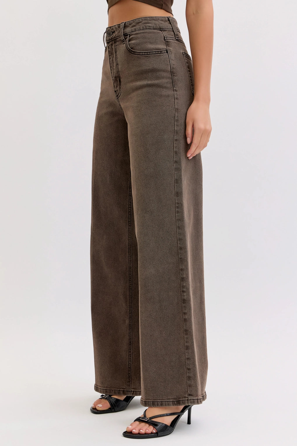 PREORDER (ships to us on Sep. 30) Ella High Rise Jeans (Brown)