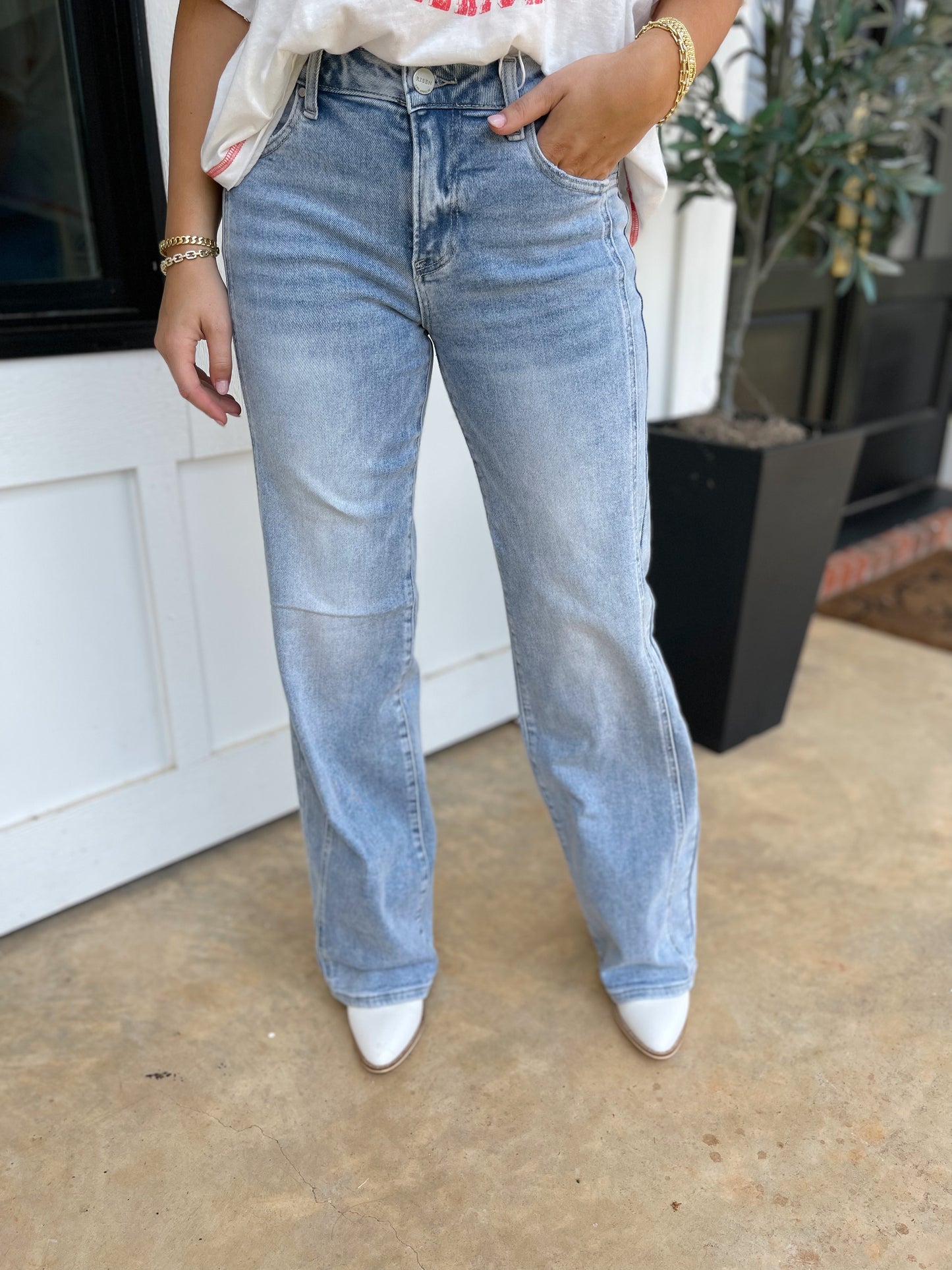 Crystal Light Wash Straight Jeans