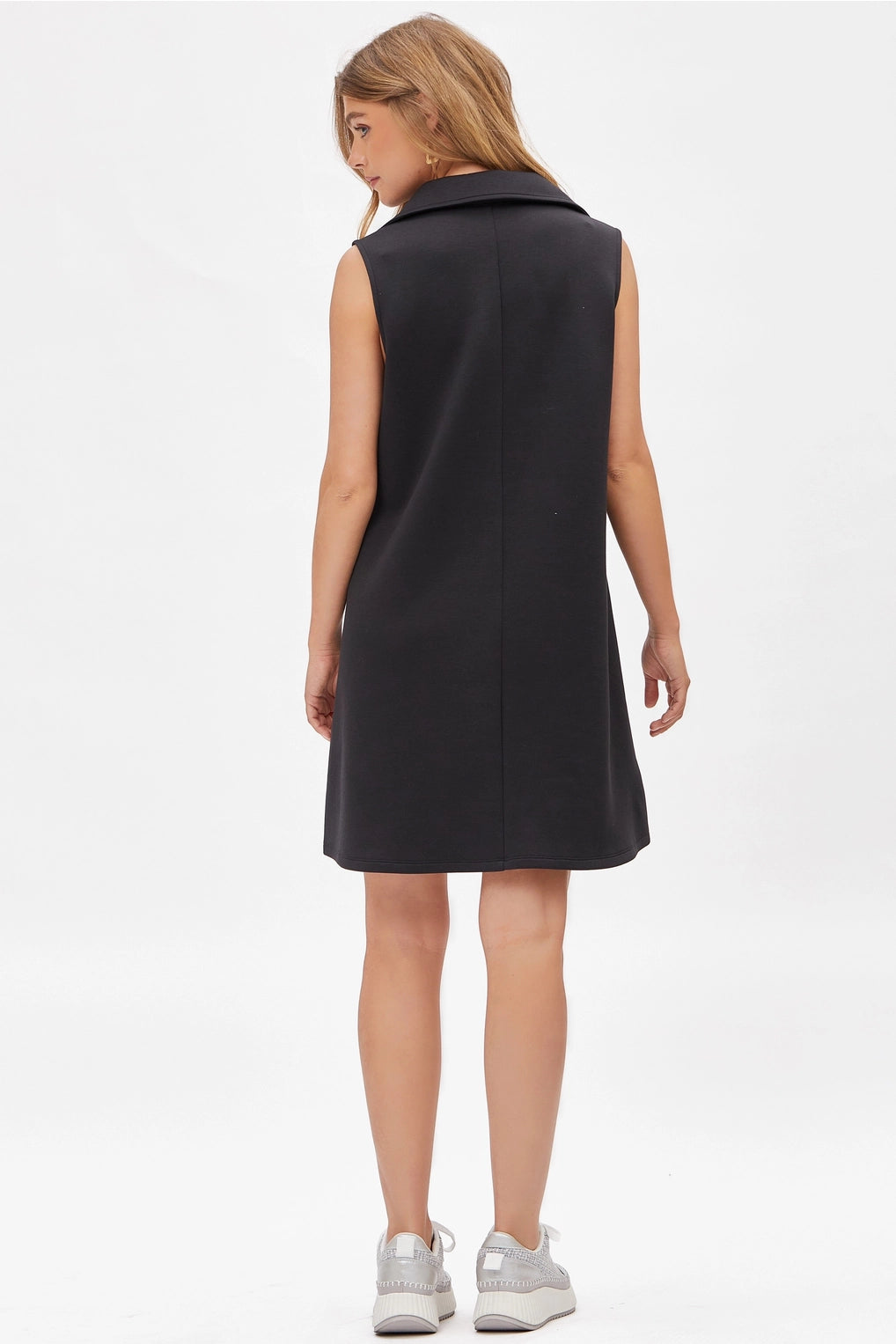 Breezy Venture Dress (Black)