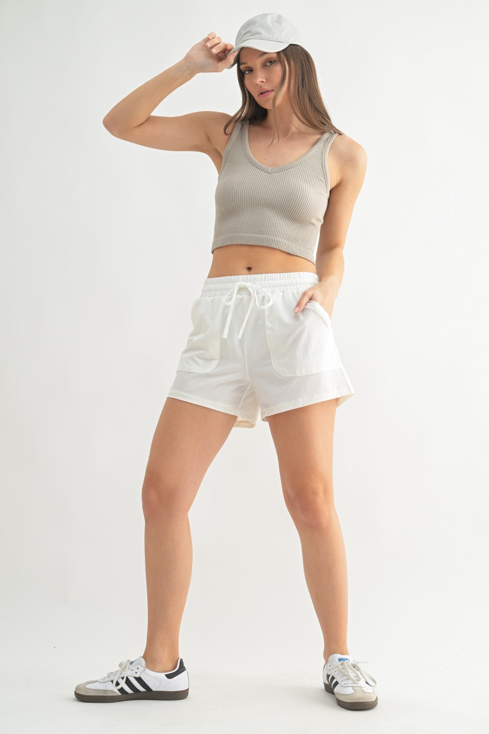 Athleisure Shorts with Drawstring (White)