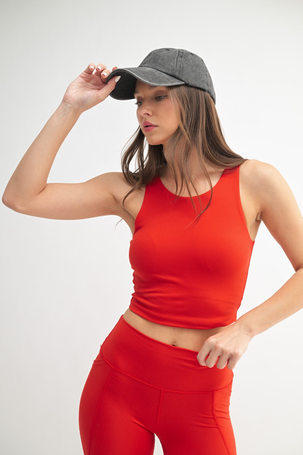 Venice Cloud Light Scoop Active Tank (Cherry) (built in bra)