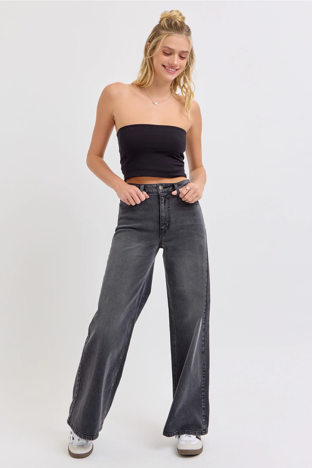 PREORDER (ships to us Sep. 30) Ella High Rise Jeans (black/grey)