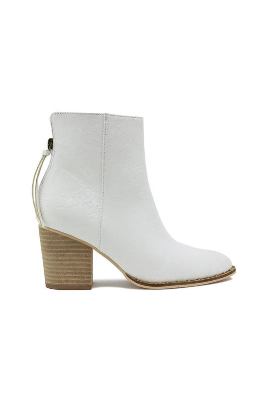 Weslee Bootie (White)